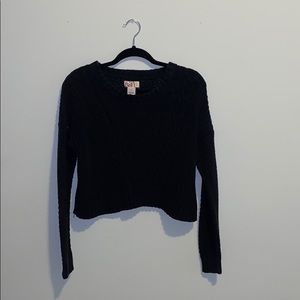 Black, crop top sweater